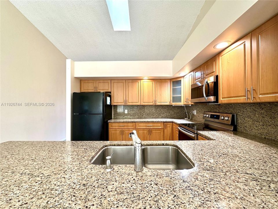 На продажу: $495,000 (3 спален, 2 ванн, 1678 Квадратных фут)