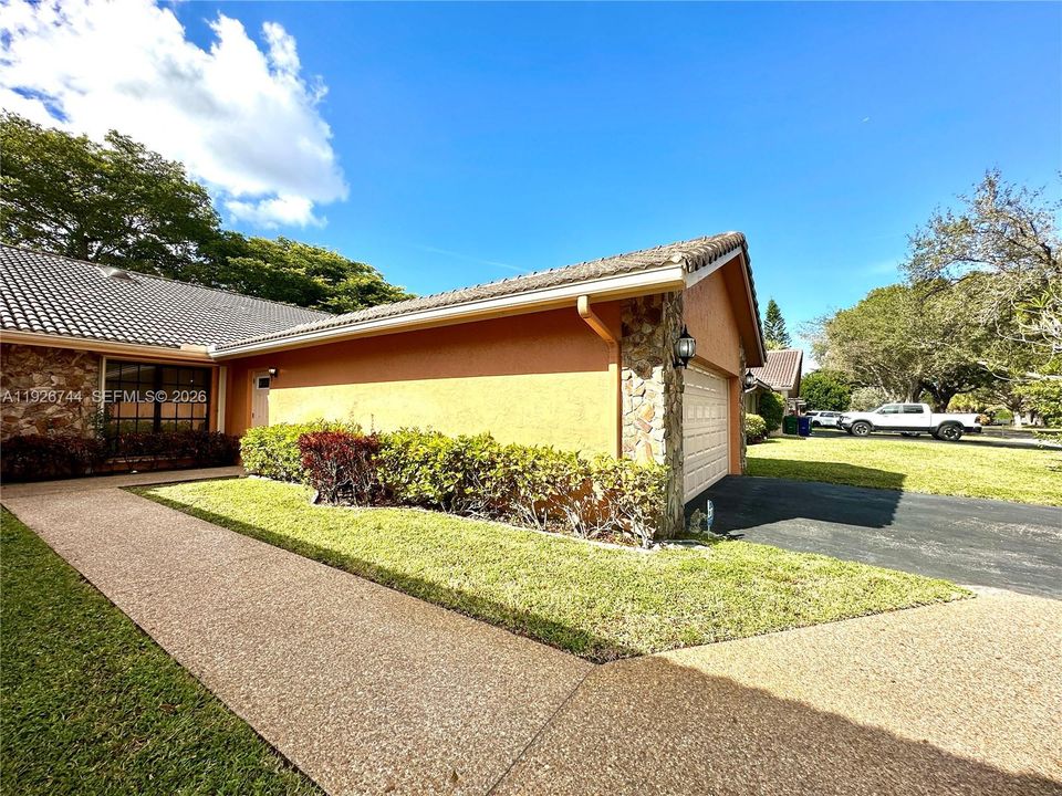 На продажу: $495,000 (3 спален, 2 ванн, 1678 Квадратных фут)