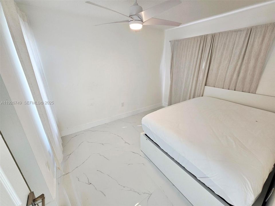 В аренду: $3,400 (3 спален, 2 ванн, 1448 Квадратных фут)