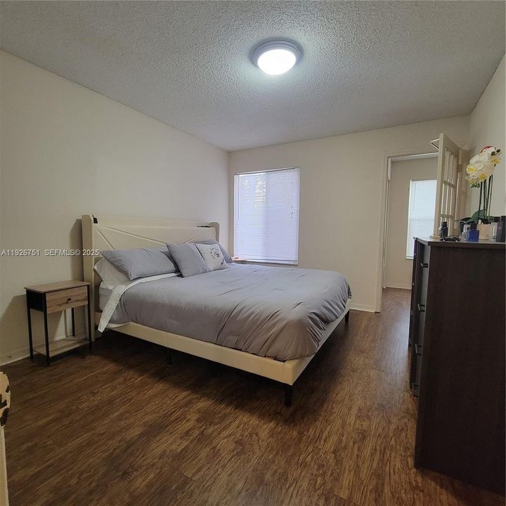 В аренду: $1,800 (1 спален, 1 ванн, 743 Квадратных фут)