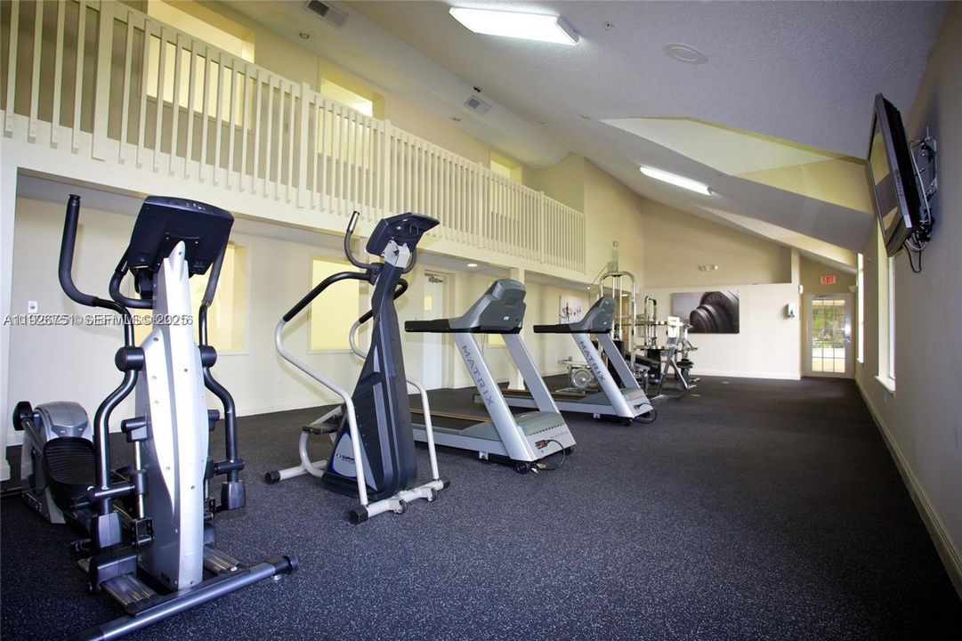 В аренду: $1,800 (1 спален, 1 ванн, 743 Квадратных фут)