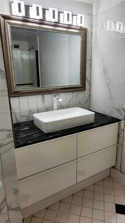 For Rent: $2,700 (2 beds, 2 baths, 1605 Square Feet)