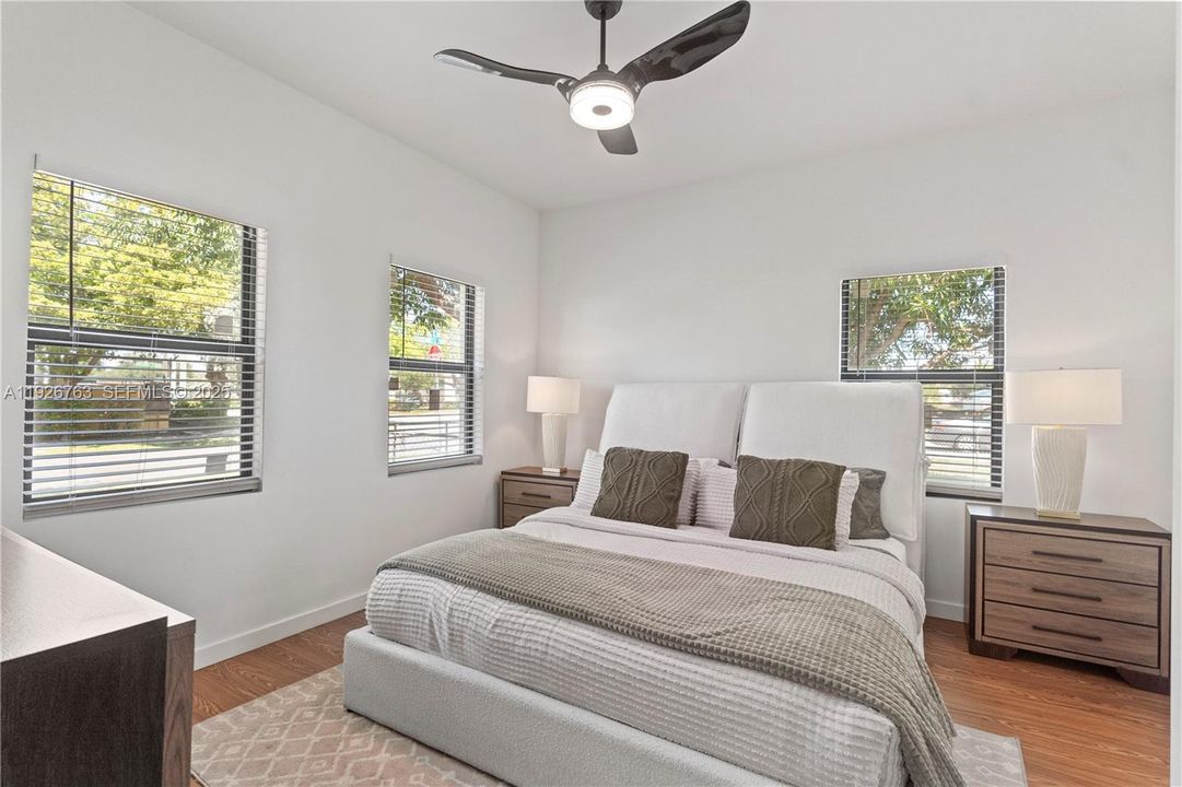 В аренду: $3,900 (3 спален, 2 ванн, 1314 Квадратных фут)