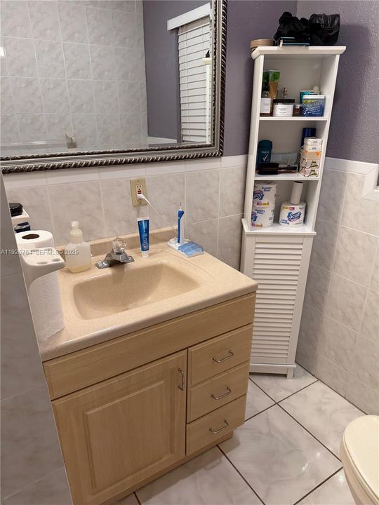 En Venta: $750,000 (4 camas, 2 baños, 1646 Pies cuadrados)