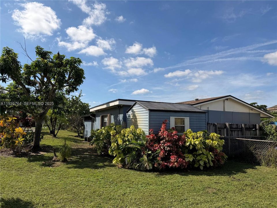 En Venta: $750,000 (4 camas, 2 baños, 1646 Pies cuadrados)