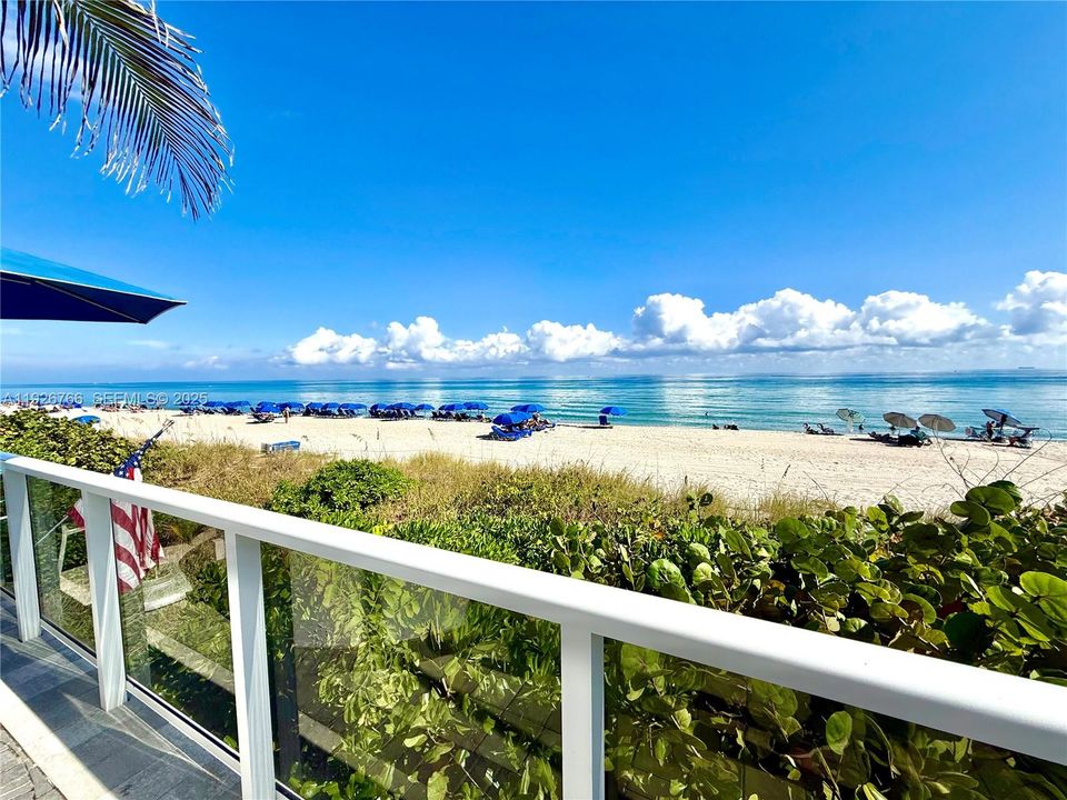 For Rent: $3,300 (2 beds, 2 baths, 1350 Square Feet)