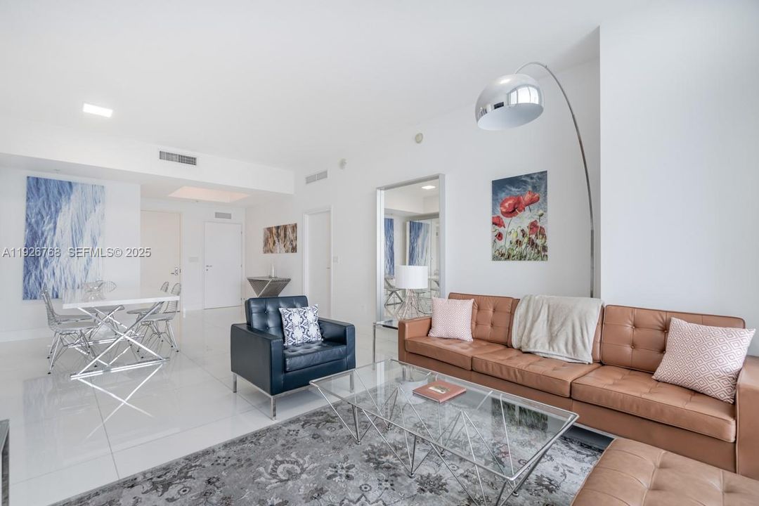 En Renta: $20,000 (2 camas, 2 baños, 1606 Pies cuadrados)