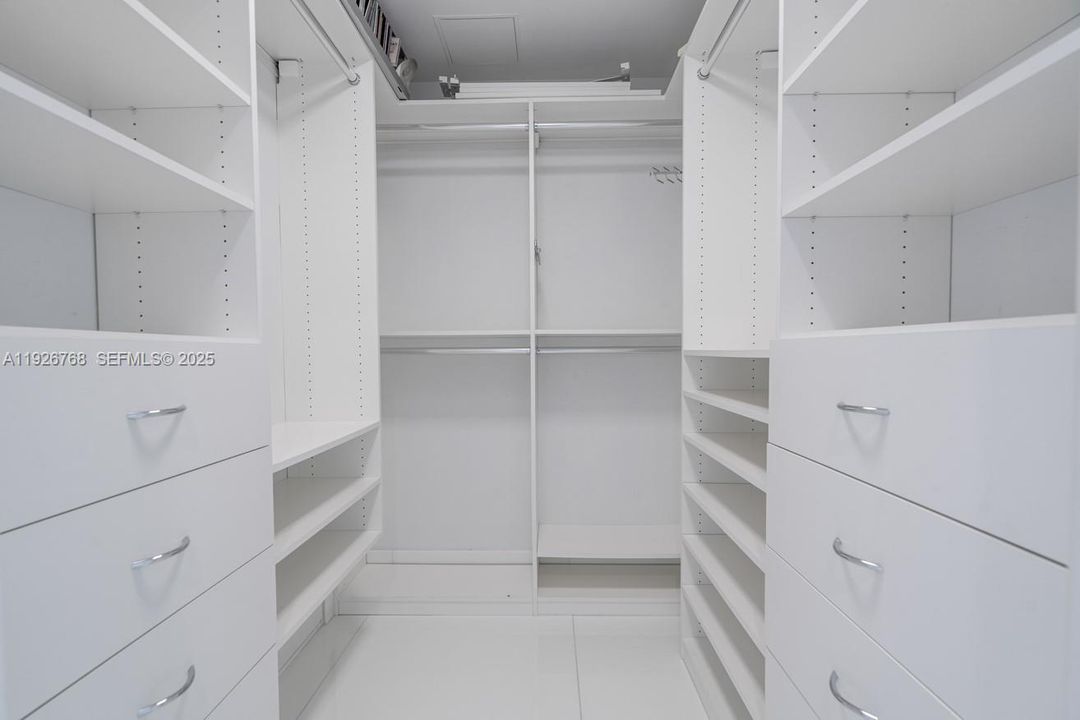 En Renta: $20,000 (2 camas, 2 baños, 1606 Pies cuadrados)