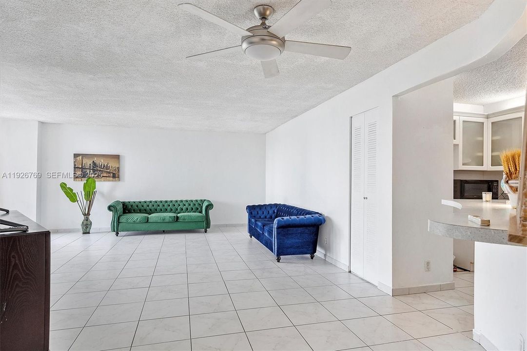 En Venta: $175,000 (1 camas, 1 baños, 875 Pies cuadrados)