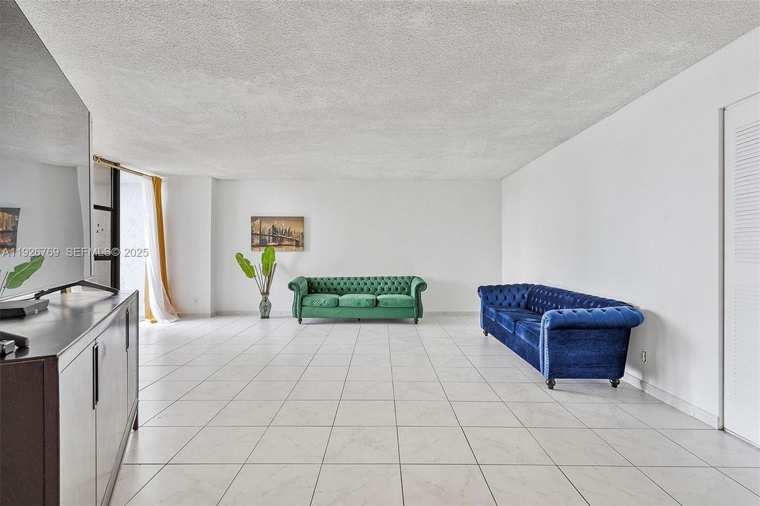 En Venta: $175,000 (1 camas, 1 baños, 875 Pies cuadrados)