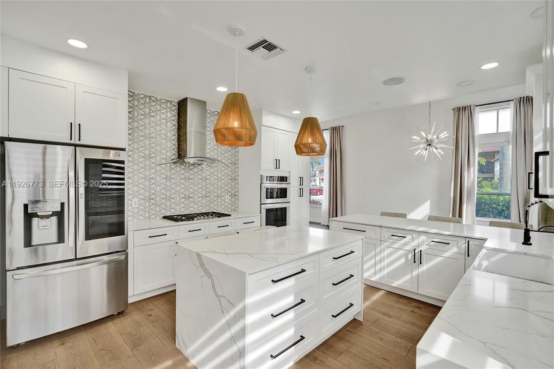 En Renta: $6,500 (4 camas, 3 baños, 3036 Pies cuadrados)