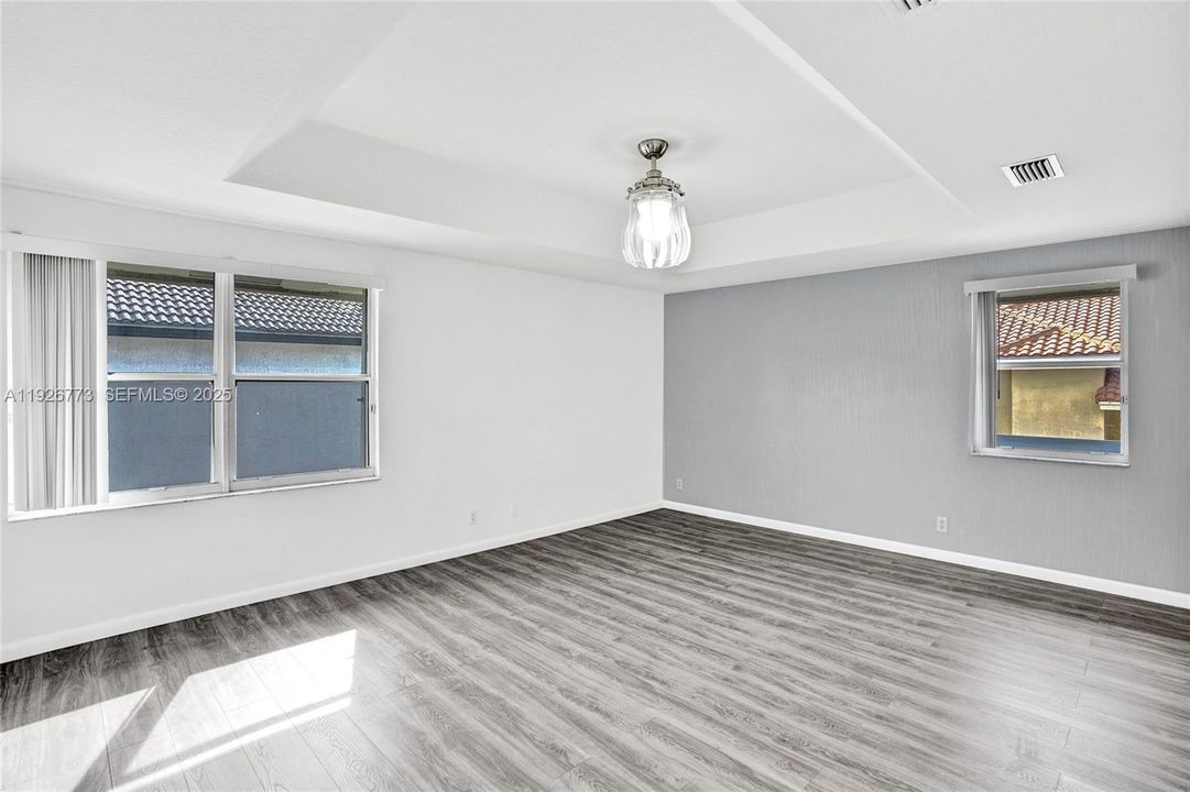 En Renta: $6,500 (4 camas, 3 baños, 3036 Pies cuadrados)