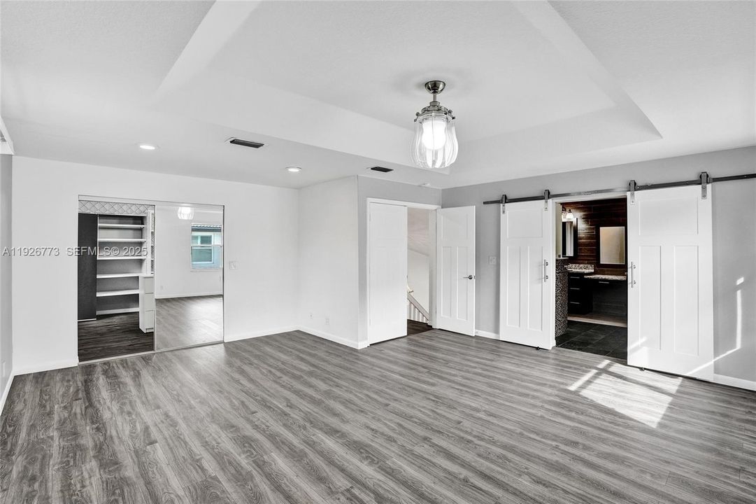 En Renta: $6,500 (4 camas, 3 baños, 3036 Pies cuadrados)