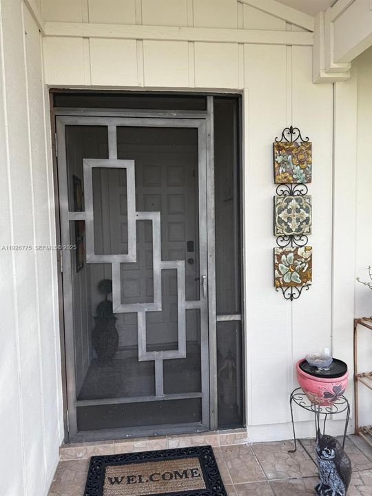 En Venta: $375,000 (3 camas, 2 baños, 1393 Pies cuadrados)