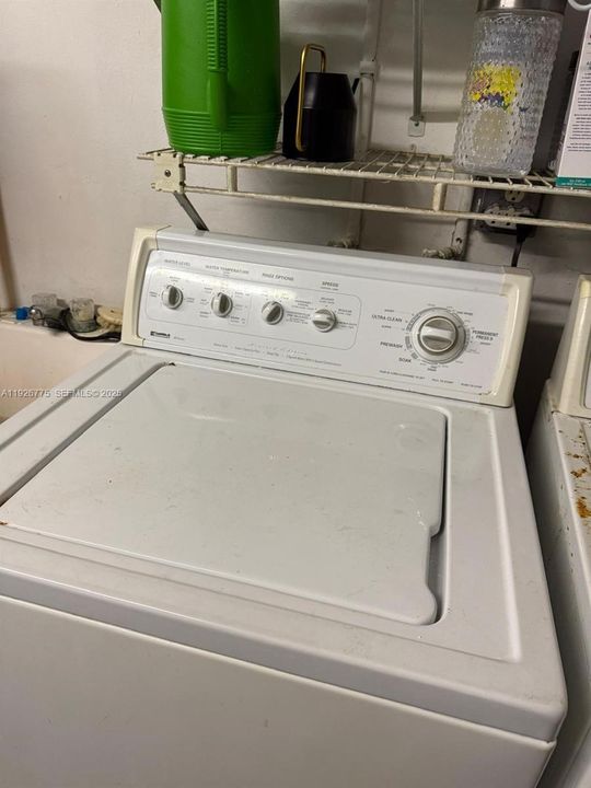 En Venta: $375,000 (3 camas, 2 baños, 1393 Pies cuadrados)