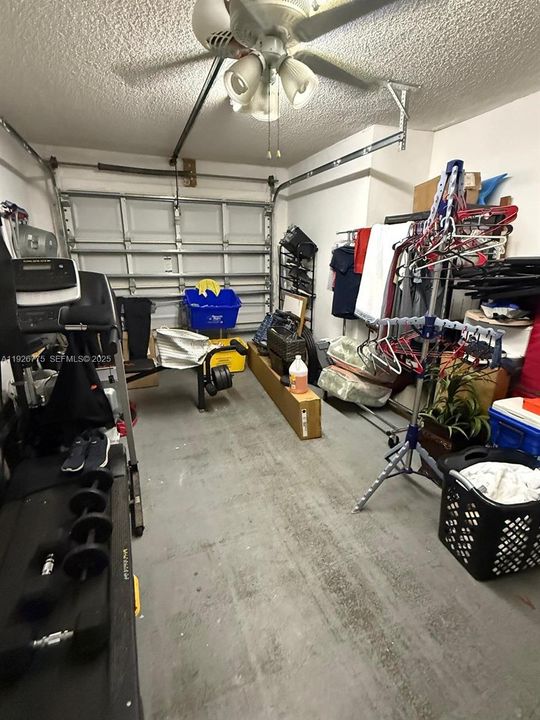 En Venta: $375,000 (3 camas, 2 baños, 1393 Pies cuadrados)