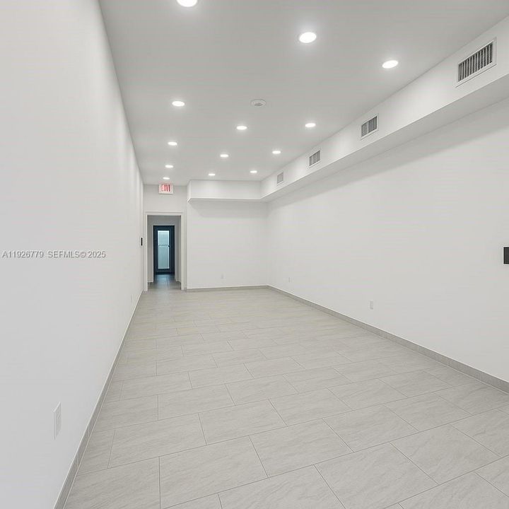 В аренду: $1,650 (0 спален, 0 ванн, 0 Квадратных фут)