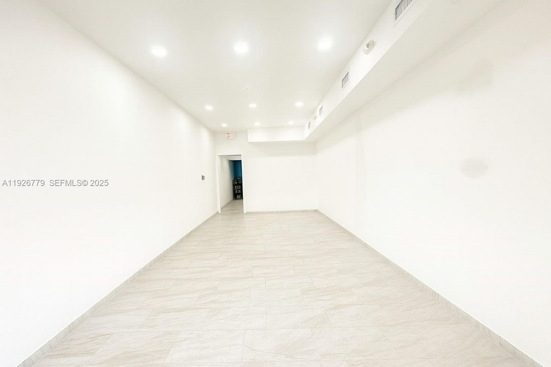 В аренду: $1,650 (0 спален, 0 ванн, 0 Квадратных фут)