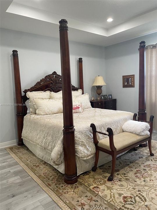 En Renta: $6,500 (4 camas, 3 baños, 2720 Pies cuadrados)