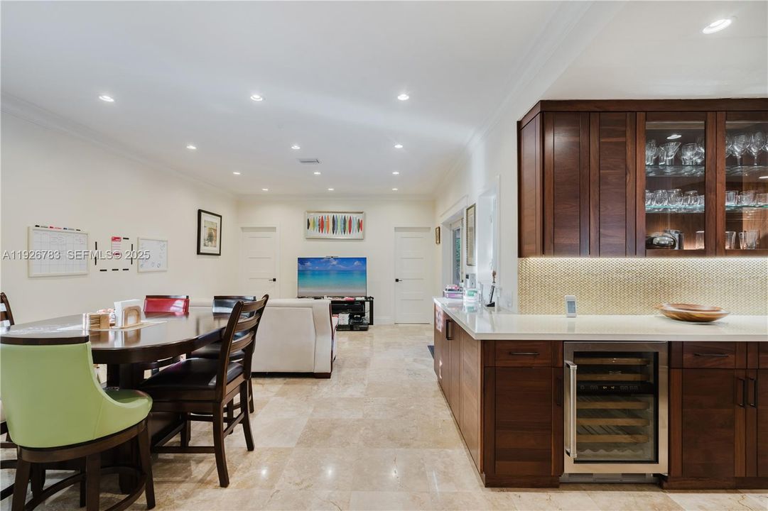 En Venta: $3,950,000 (5 camas, 5 baños, 4598 Pies cuadrados)