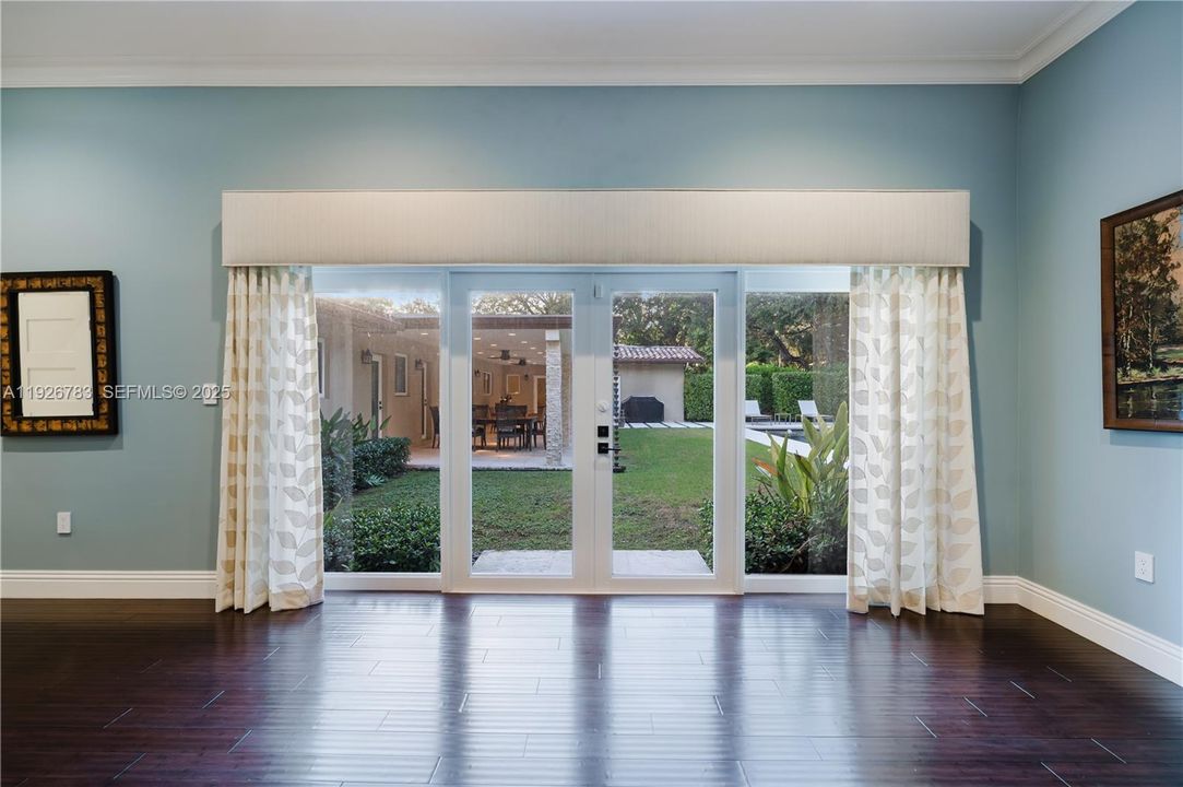 En Venta: $3,950,000 (5 camas, 5 baños, 4598 Pies cuadrados)