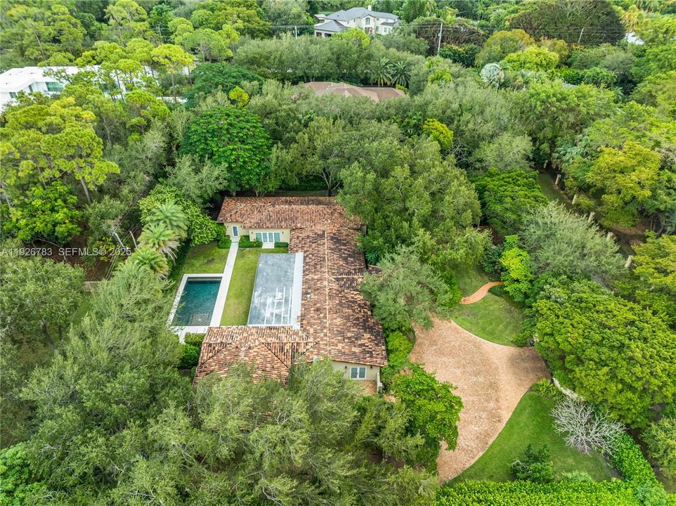 En Venta: $3,950,000 (5 camas, 5 baños, 4598 Pies cuadrados)