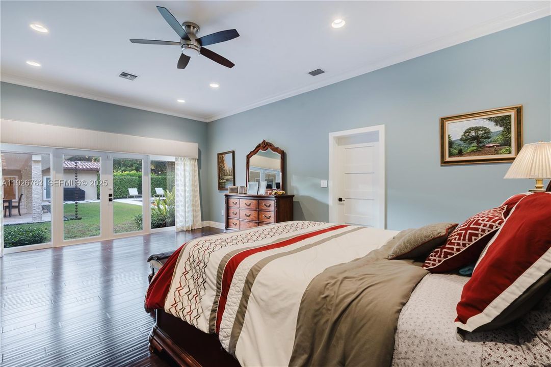 En Venta: $3,950,000 (5 camas, 5 baños, 4598 Pies cuadrados)