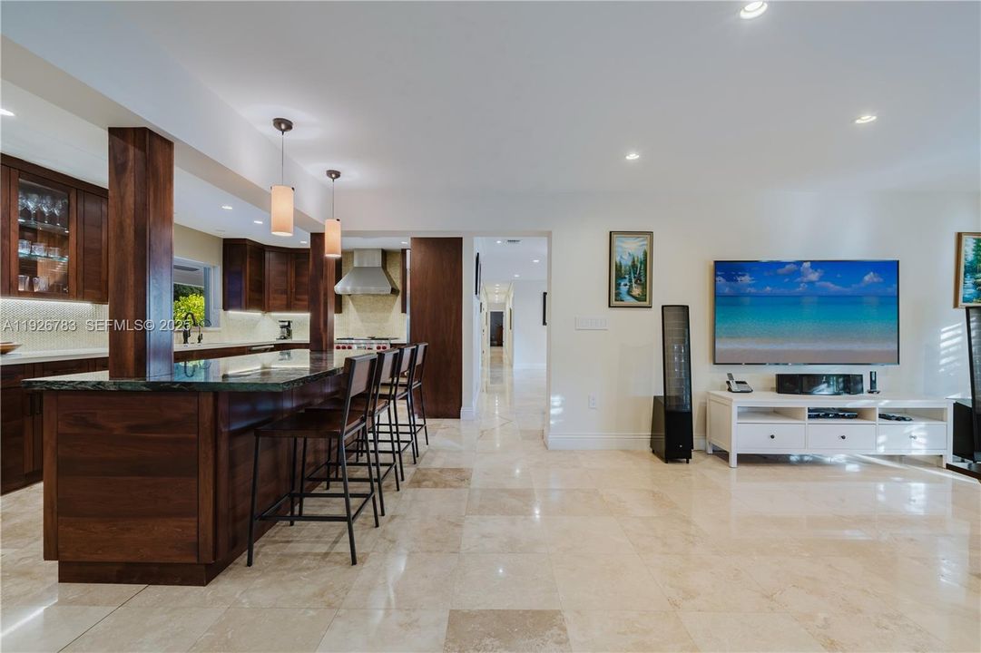 En Venta: $3,950,000 (5 camas, 5 baños, 4598 Pies cuadrados)