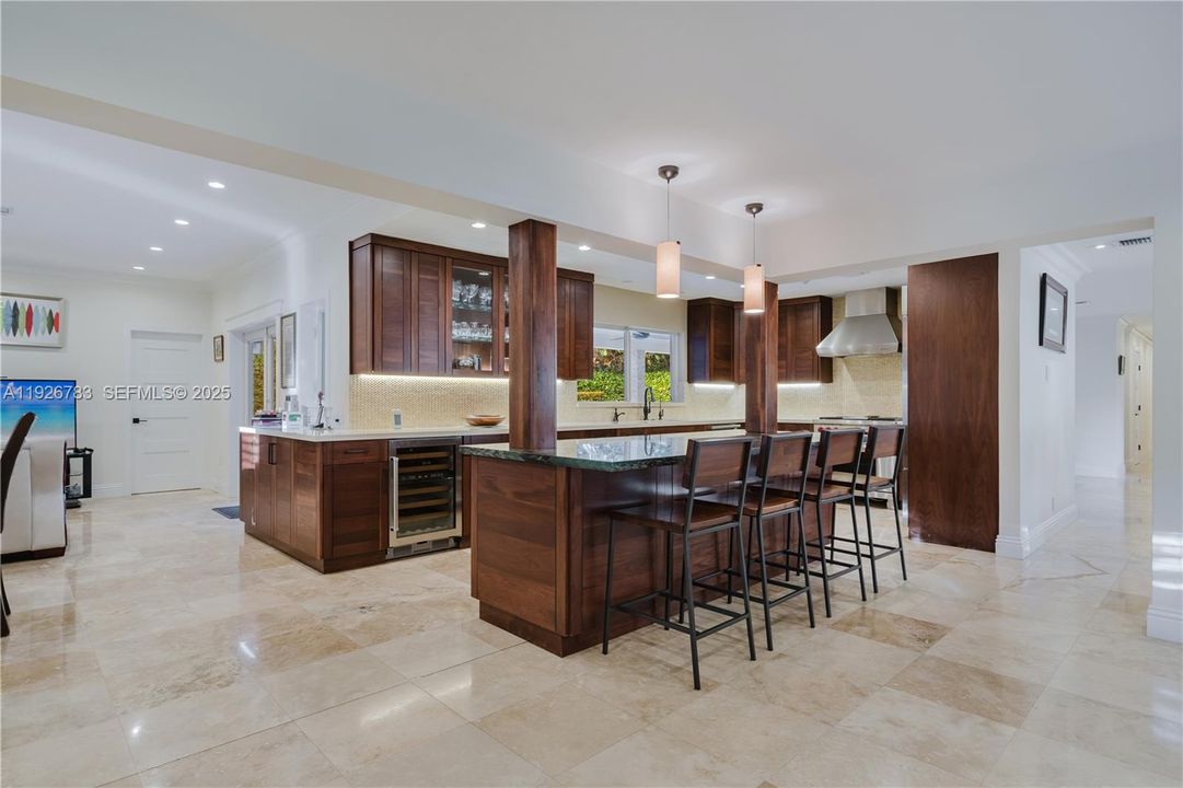 En Venta: $3,950,000 (5 camas, 5 baños, 4598 Pies cuadrados)