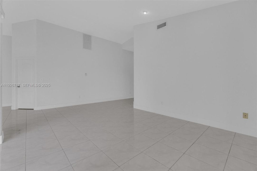 待售: $899,000 (3 贝兹, 2 浴室, 1968 平方英尺)