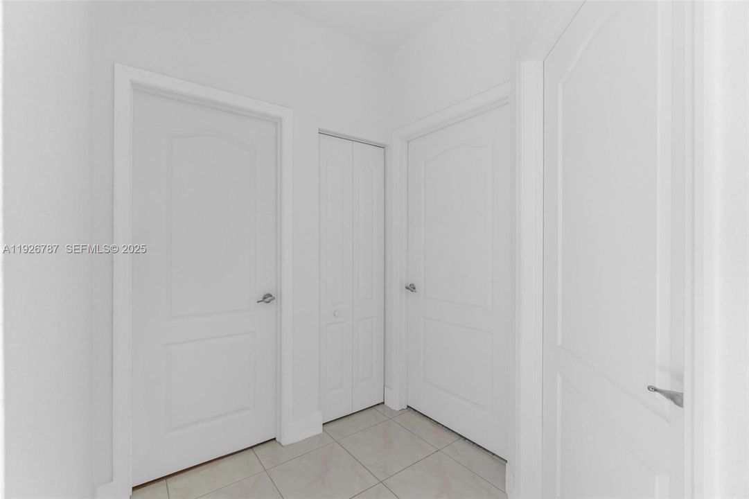 待售: $899,000 (3 贝兹, 2 浴室, 1968 平方英尺)