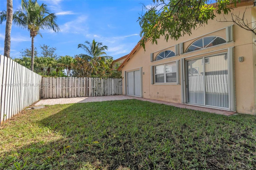 待售: $899,000 (3 贝兹, 2 浴室, 1968 平方英尺)