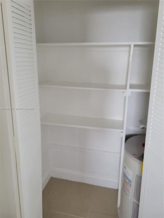 For Rent: $1,500 (1 beds, 1 baths, 740 Square Feet)