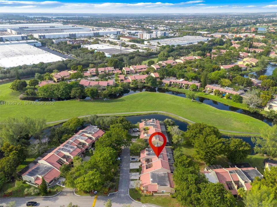 For Sale: $595,000 (4 beds, 2 baths, 1712 Square Feet)