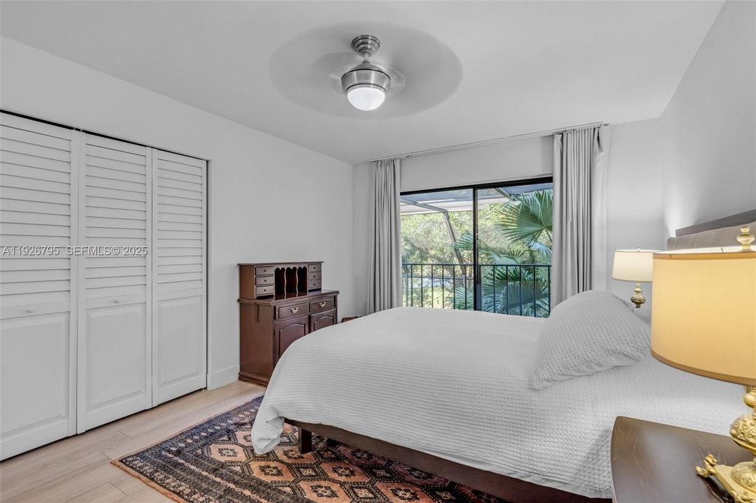 For Sale: $595,000 (4 beds, 2 baths, 1712 Square Feet)