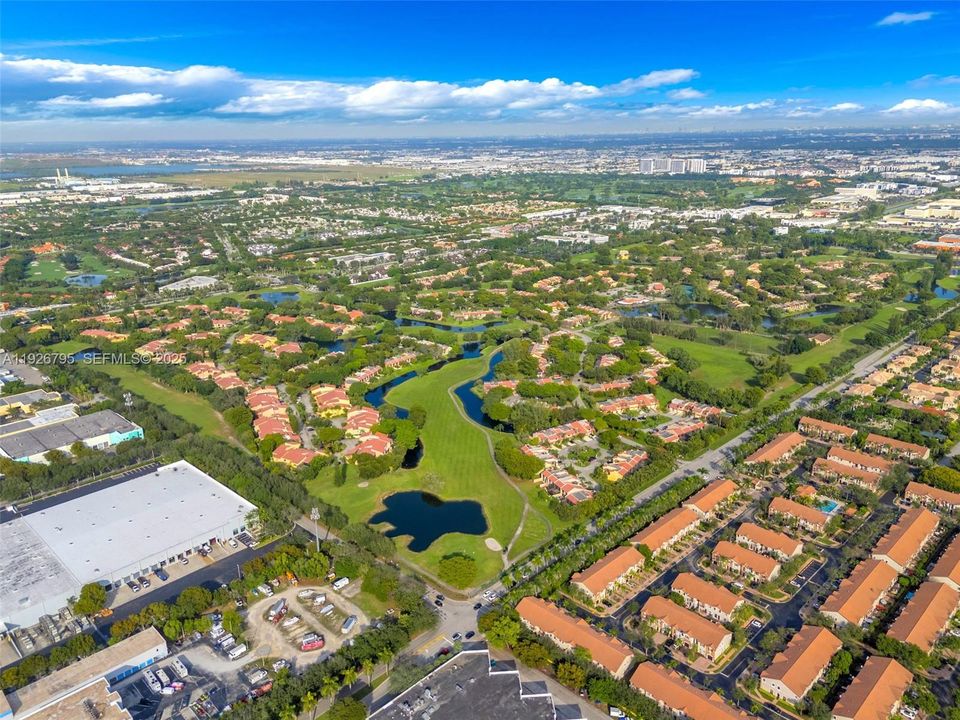 For Sale: $595,000 (4 beds, 2 baths, 1712 Square Feet)