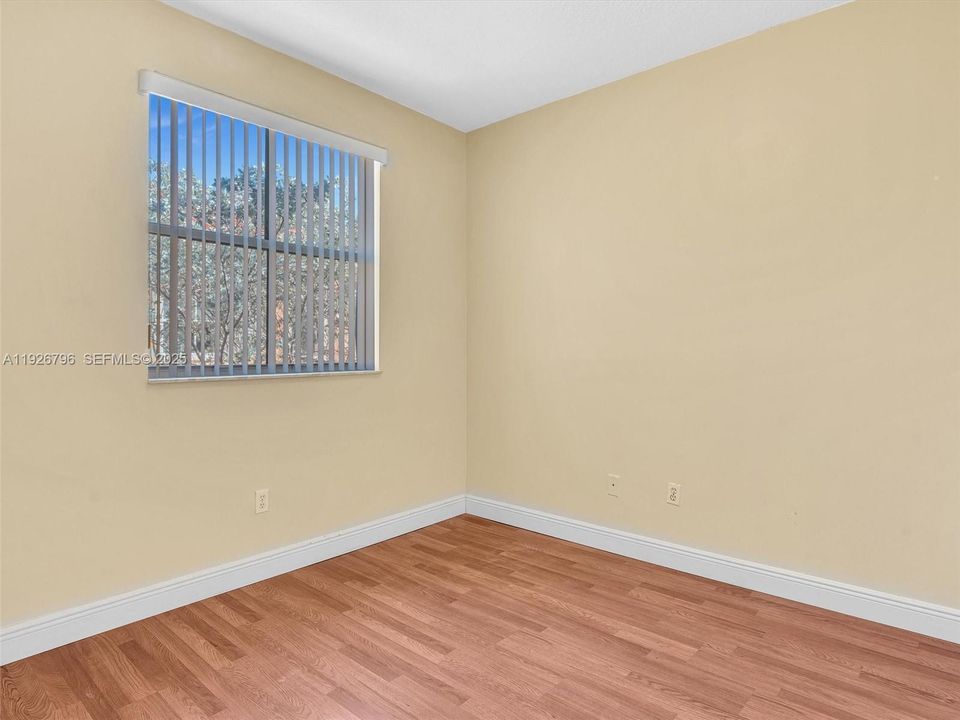 En Venta: $395,000 (3 camas, 2 baños, 1396 Pies cuadrados)