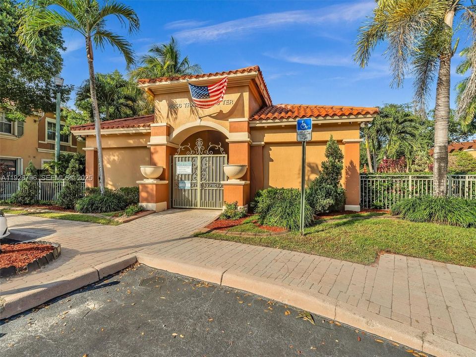 En Venta: $395,000 (3 camas, 2 baños, 1396 Pies cuadrados)