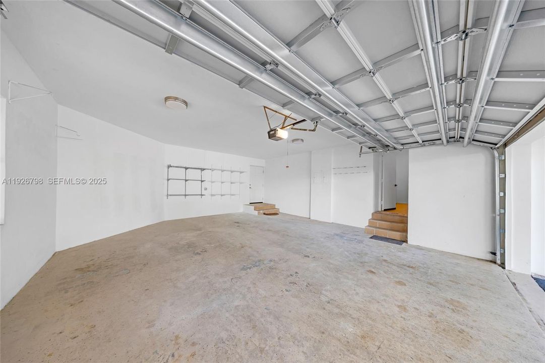 В аренду: $17,000 (4 спален, 3 ванн, 3608 Квадратных фут)