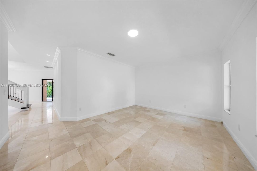 В аренду: $17,000 (4 спален, 3 ванн, 3608 Квадратных фут)