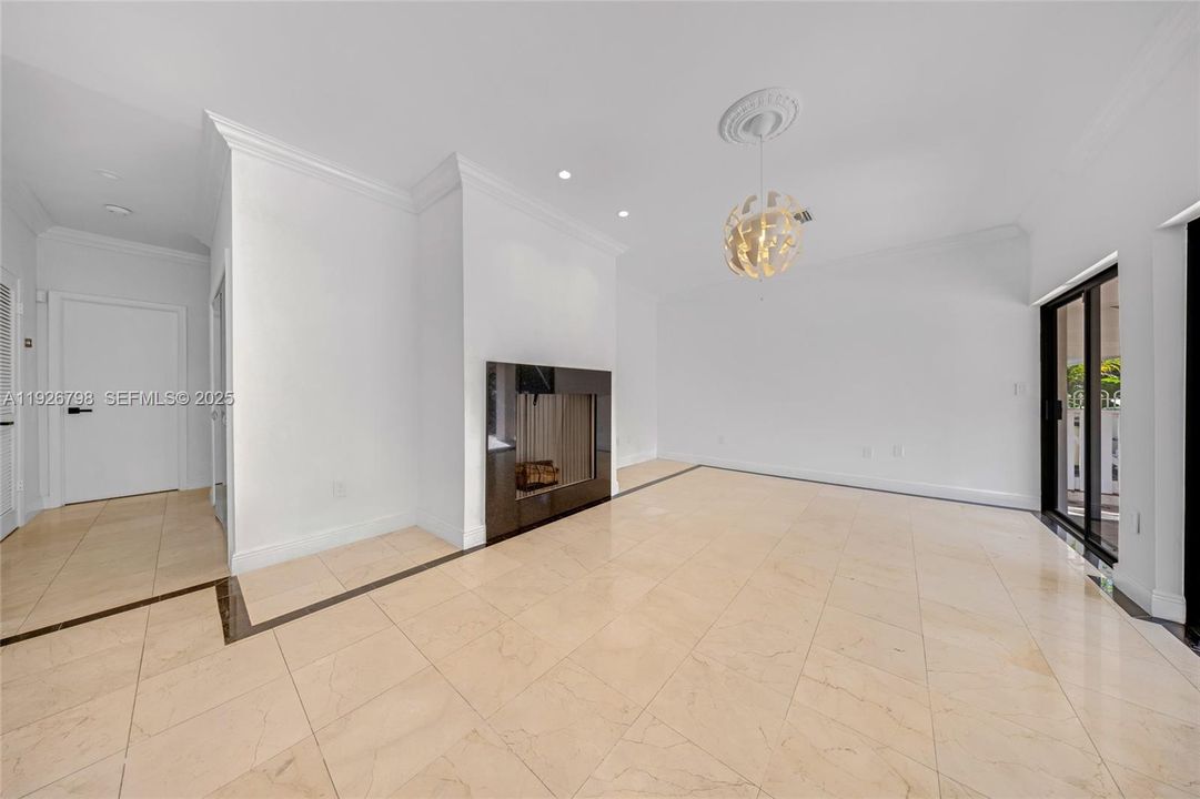 В аренду: $17,000 (4 спален, 3 ванн, 3608 Квадратных фут)