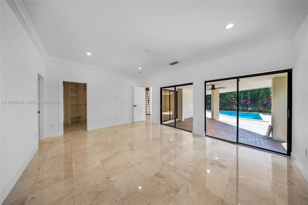 В аренду: $17,000 (4 спален, 3 ванн, 3608 Квадратных фут)