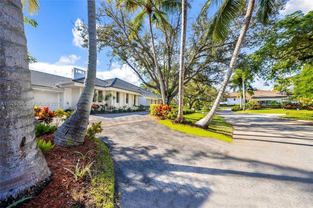 В аренду: $17,000 (4 спален, 3 ванн, 3608 Квадратных фут)