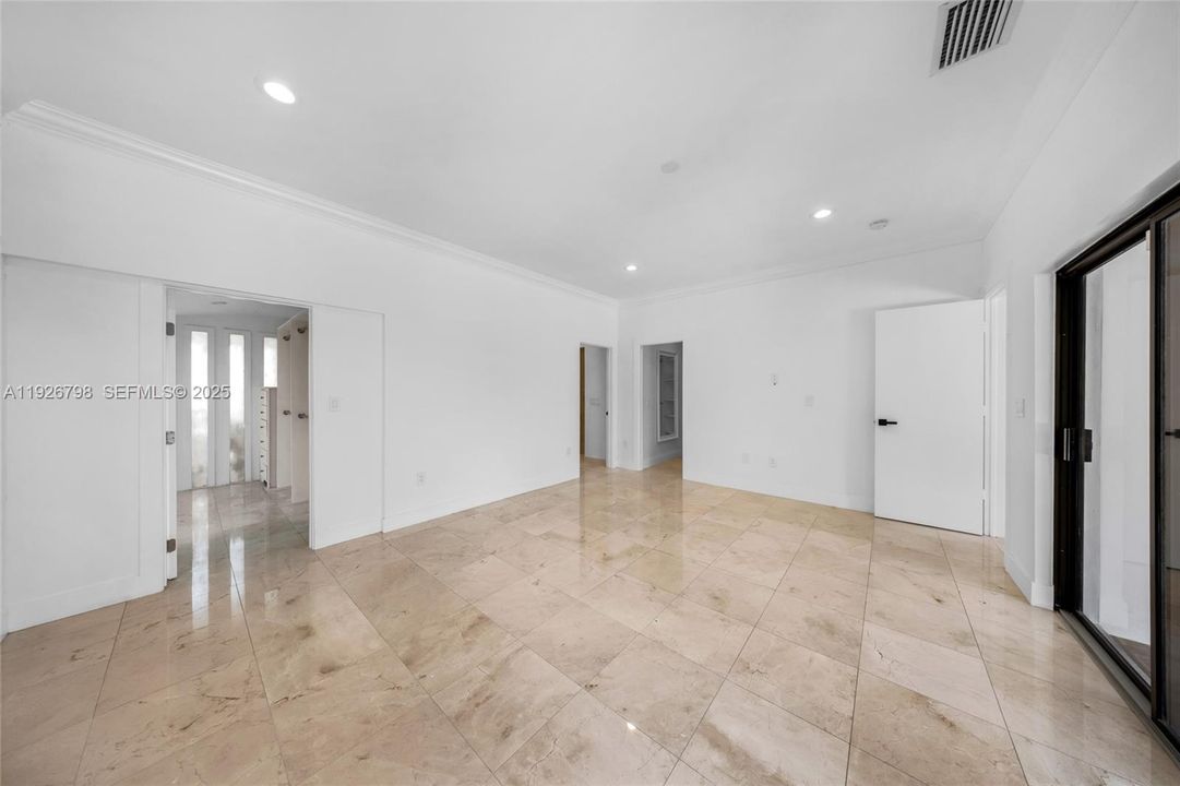 В аренду: $17,000 (4 спален, 3 ванн, 3608 Квадратных фут)