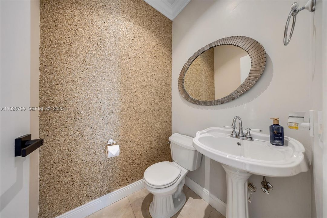 В аренду: $17,000 (4 спален, 3 ванн, 3608 Квадратных фут)