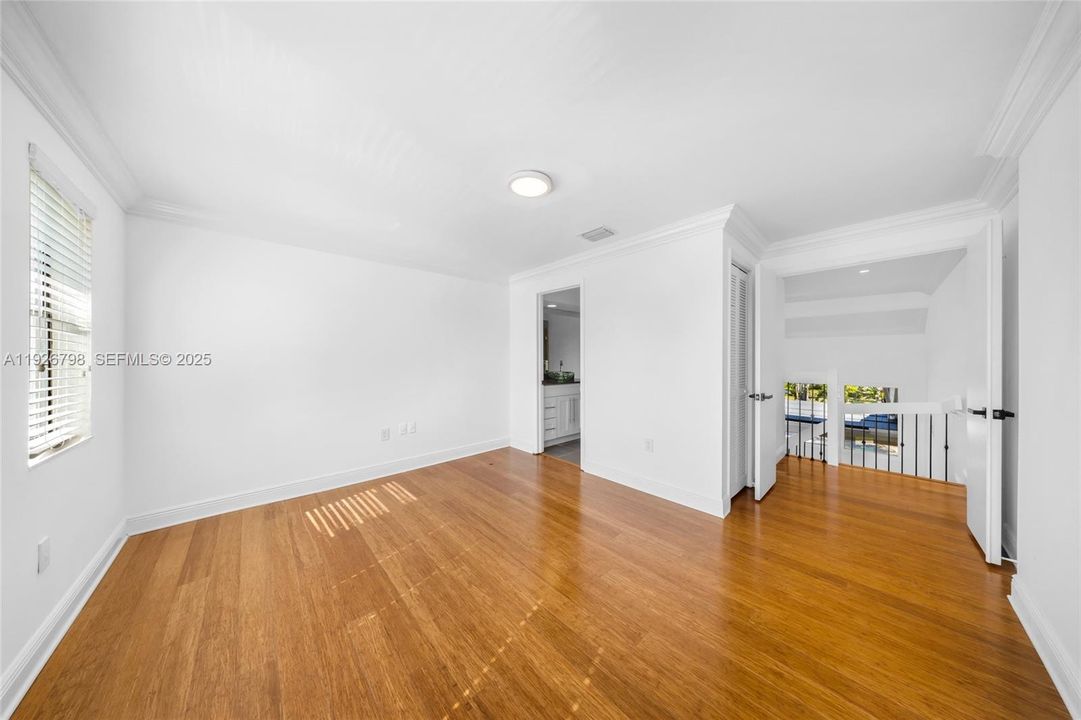 В аренду: $17,000 (4 спален, 3 ванн, 3608 Квадратных фут)