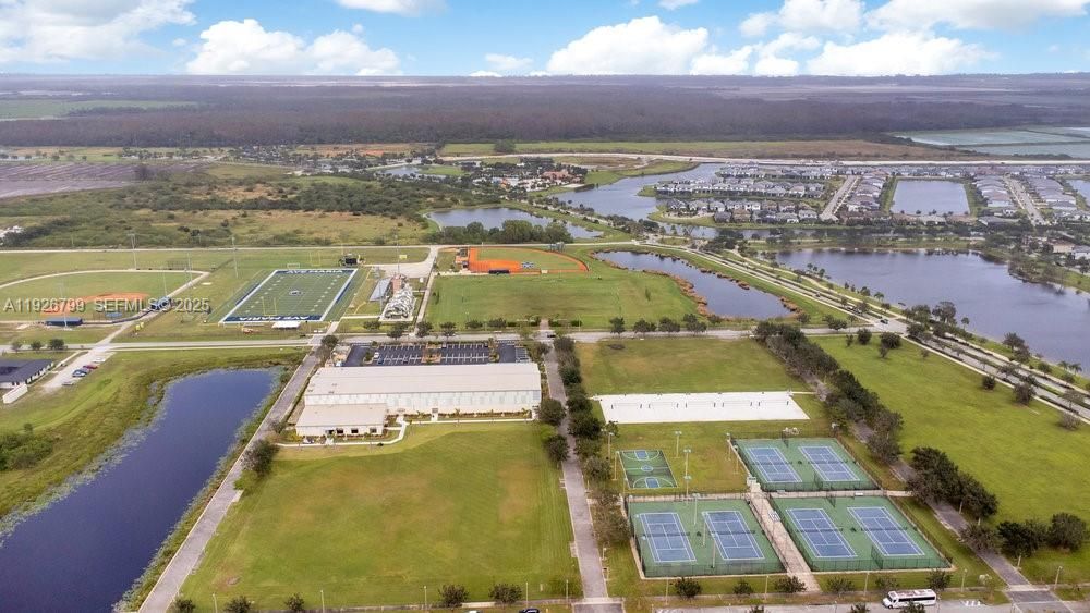 For Rent: $2,000 (3 beds, 2 baths, 0 Square Feet)