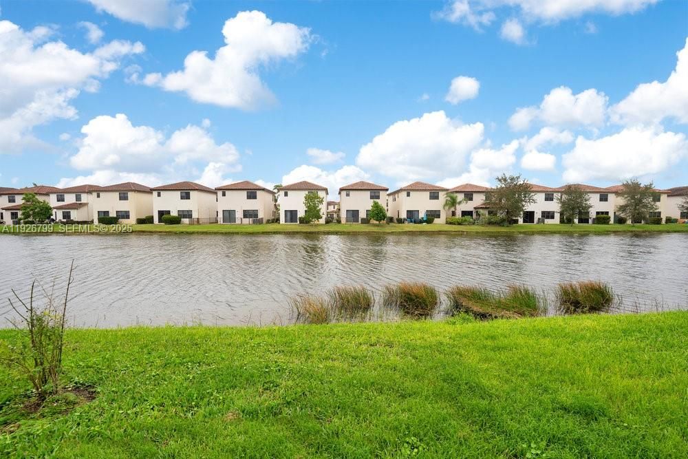 For Rent: $2,000 (3 beds, 2 baths, 0 Square Feet)