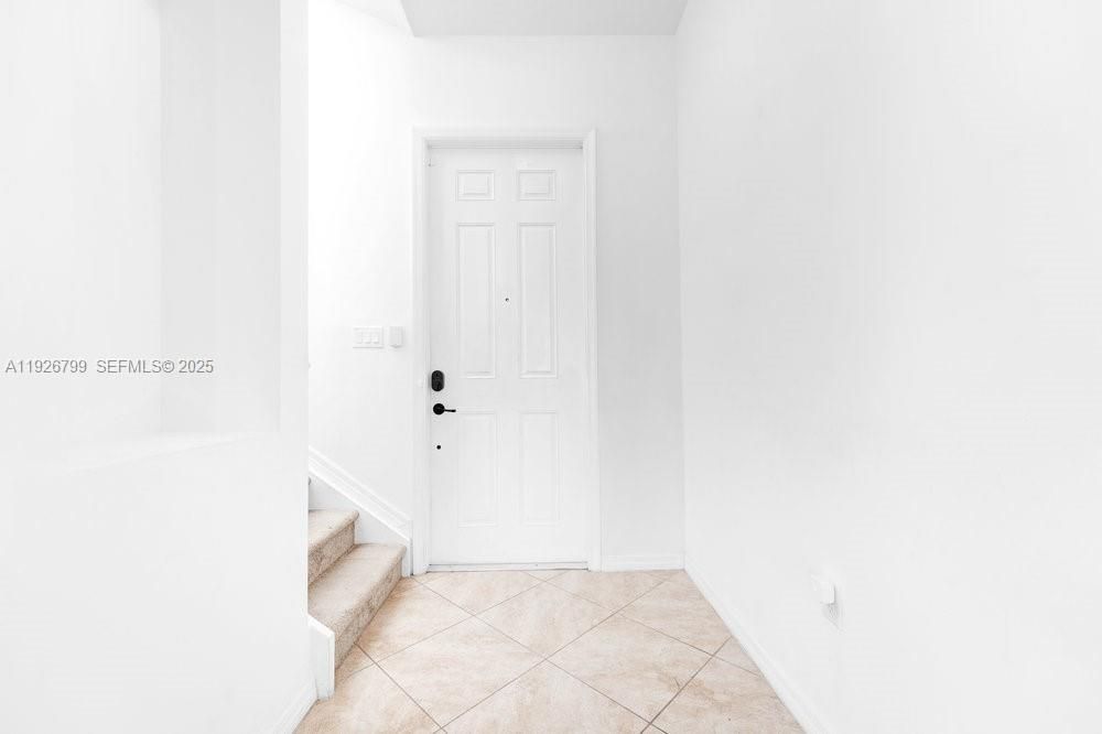 For Rent: $2,000 (3 beds, 2 baths, 0 Square Feet)