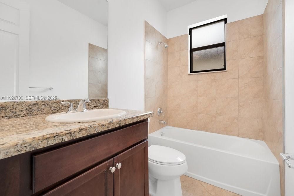 For Rent: $2,000 (3 beds, 2 baths, 0 Square Feet)